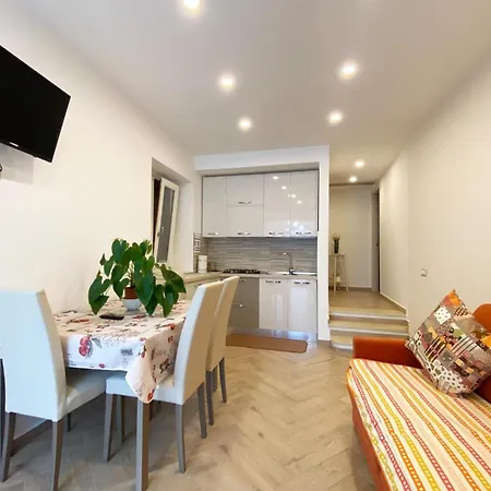 Modern And Cozy At 200 Meters To The Holiday home