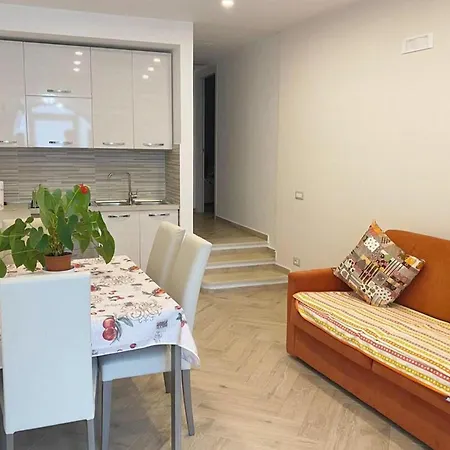 Modern And Cozy At 200 Meters To The